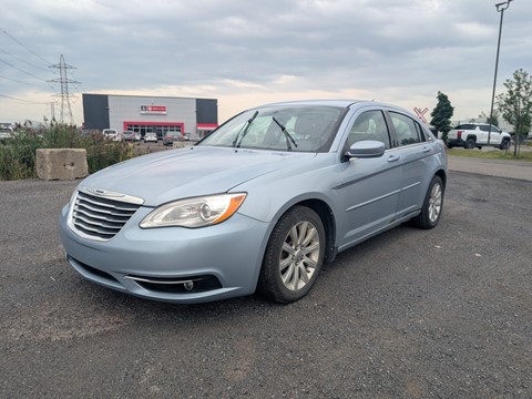Photo of 2012 Chrysler 200 Touring  for sale at Kenny Montreal in Montréal, QC