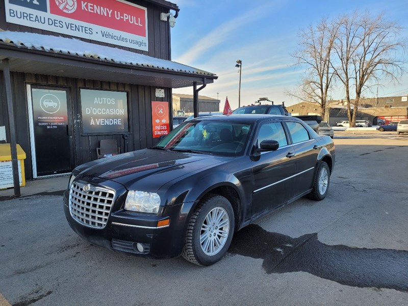 Photo of  2009 Chrysler 300 Touring  for sale at Kenny Laval in Laval, QC