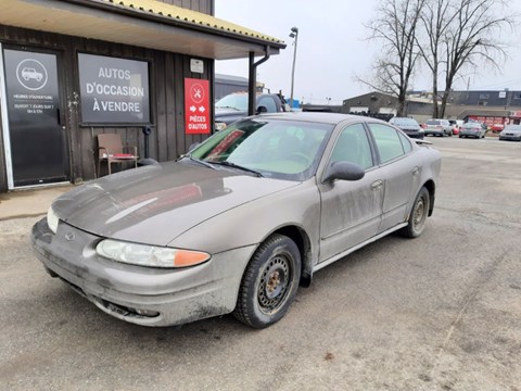Photo of AsIs 2002 Oldsmobile Alero GL2  for sale at Kenny Laval in Laval, QC