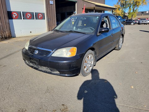 Photo d'une 2003 Honda Civic LX  à vendre chez Kenny Laval à Laval, QC
