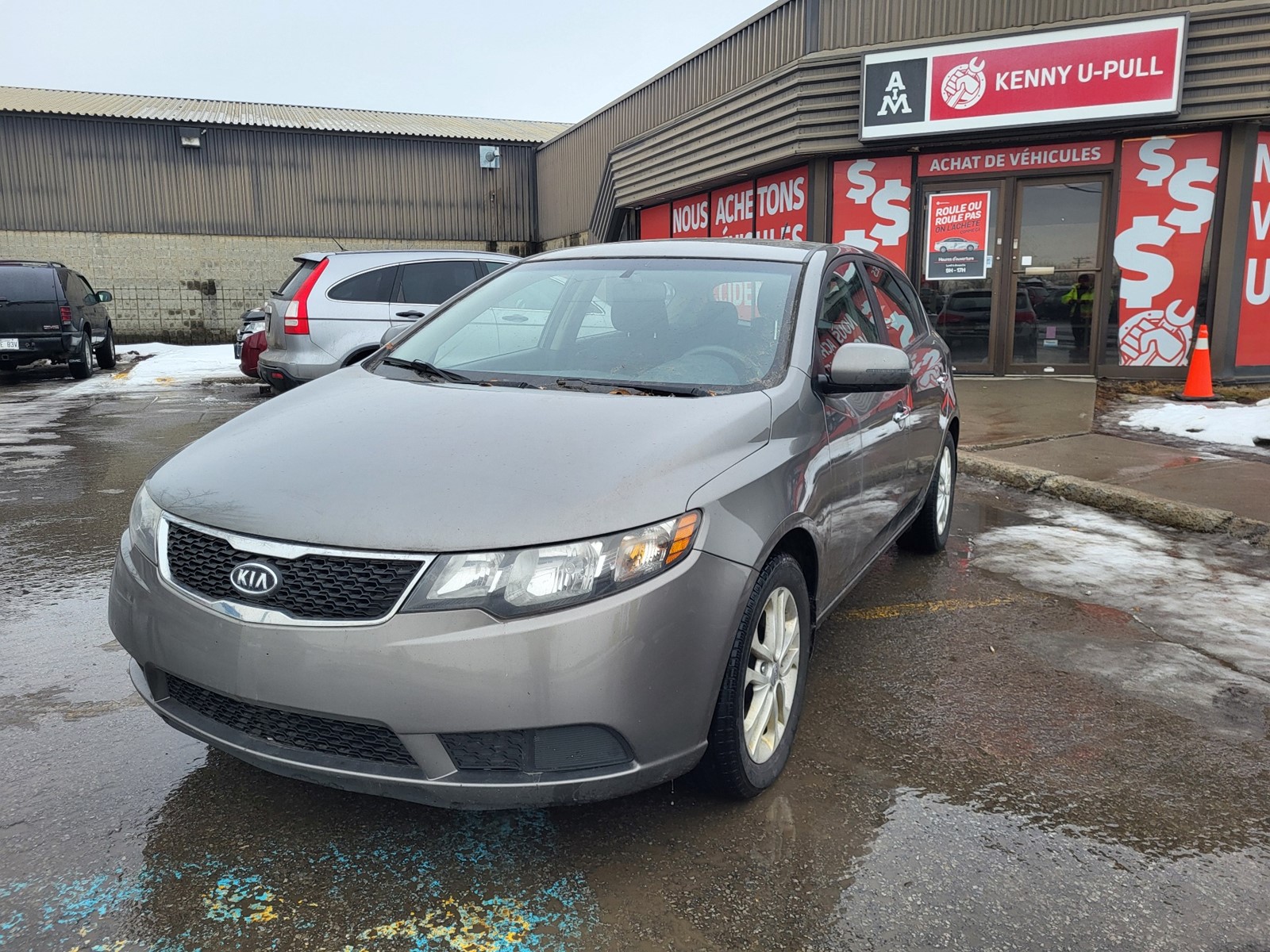 Photo of 2011 KIA Forte 5-Door EX  for sale at Kenny Laval in Laval, QC