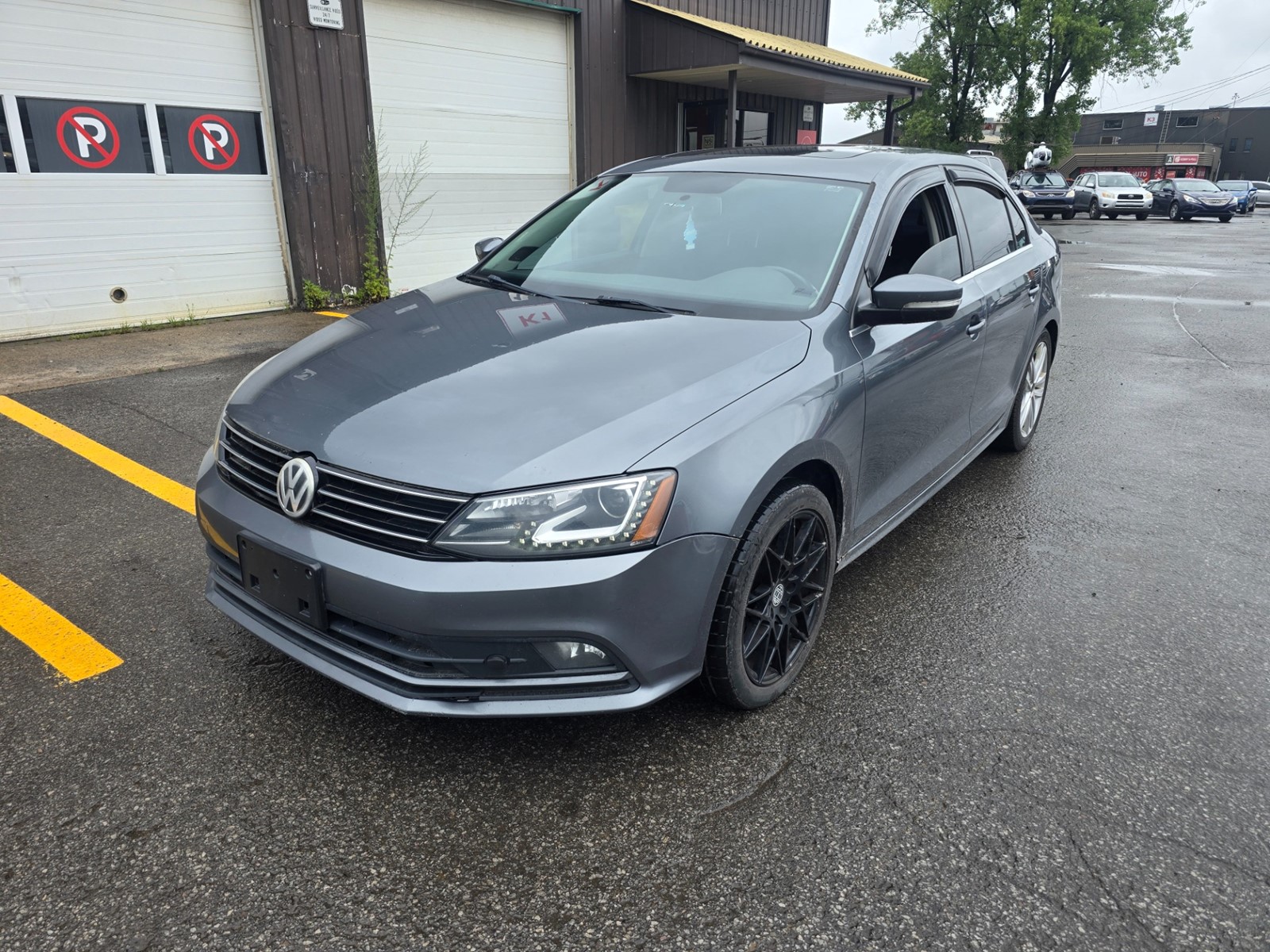 Photo of 2015 Volkswagen Jetta TDI  for sale at Kenny Laval in Laval, QC