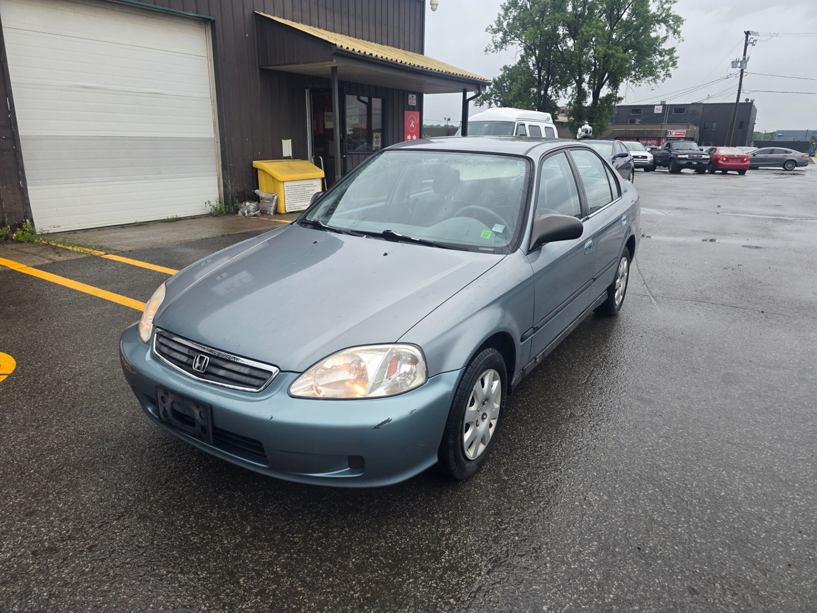 Photo of 1999 Honda Civic DX  for sale at Kenny Laval in Laval, QC