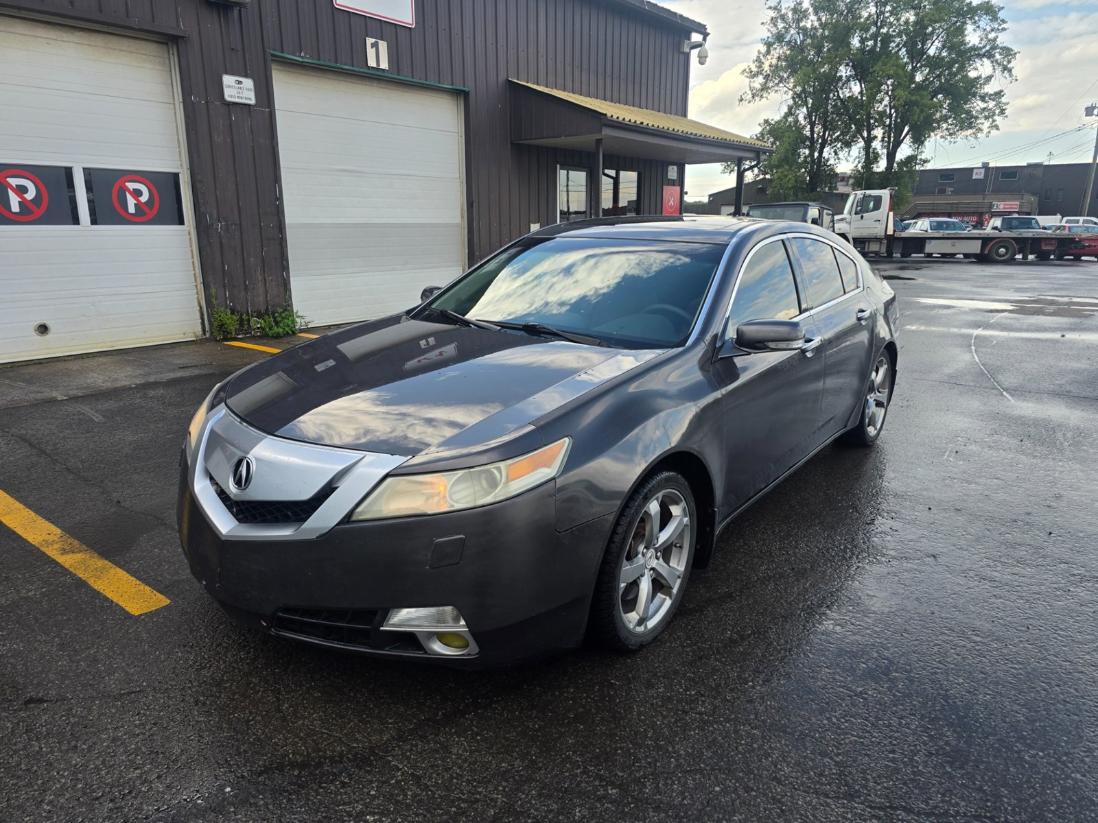 Photo of 2009 Acura TL SH-AWD w/ Tech Package for sale at Kenny Laval in Laval, QC
