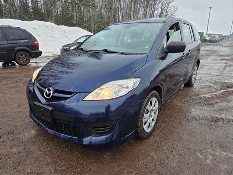 Photo d'une 2010 Mazda MAZDA5 Touring  à vendre chez Kenny Moncton à Moncton, NB