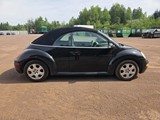 2003 Volkswagen New Beetle GLS photo 9