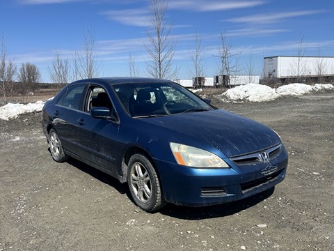 Photo of AsIs 2006 Honda Accord LX SE for sale at Kenny Sherbrooke in Sherbrooke, QC