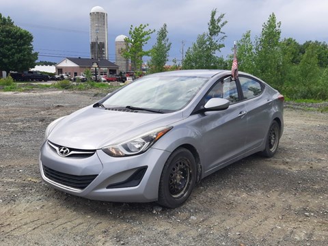 Photo of AsIs 2015 Hyundai Elantra SE  for sale at Kenny Sherbrooke in Sherbrooke, QC