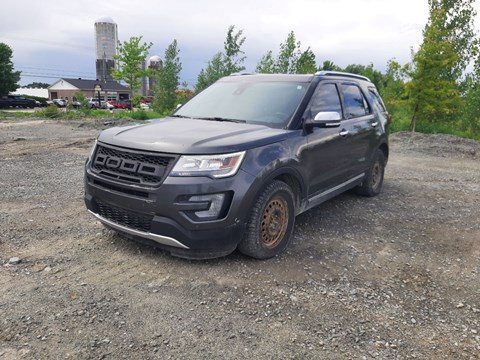 Photo of AsIs 2017 Ford Explorer Platinum AWD for sale at Kenny Sherbrooke in Sherbrooke, QC