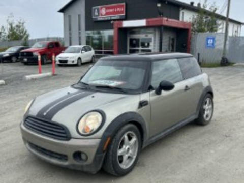 Photo of 2008 Mini Cooper   for sale at Kenny Sherbrooke in Sherbrooke, QC