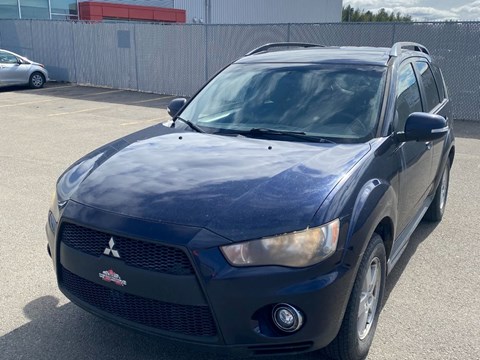 Photo of AsIs 2010 Mitsubishi Outlander  XLS  for sale at Kenny St-Sophie in Sainte Sophie, QC