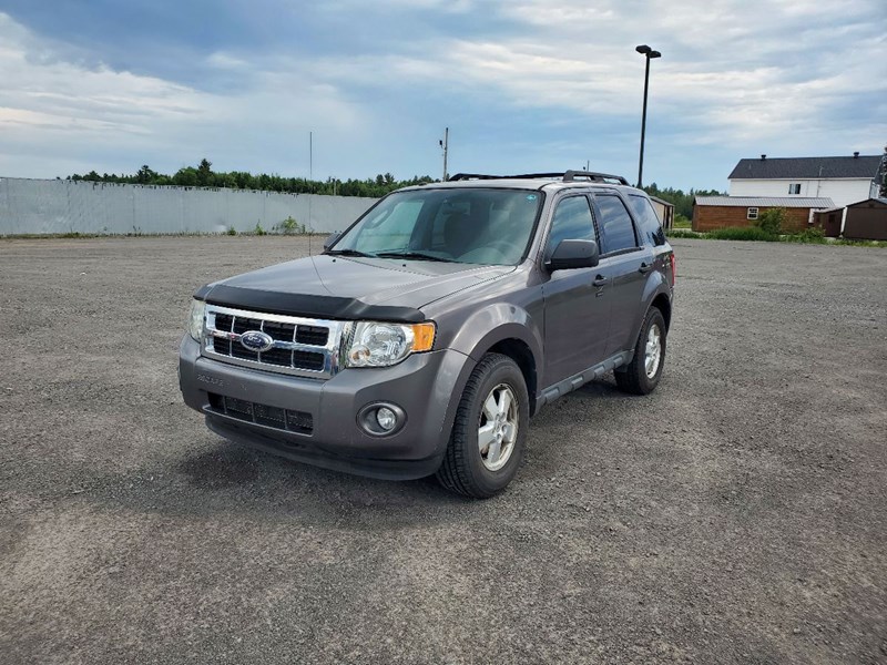 Photo of  2009 Ford Escape XLT I4 for sale at Kenny St-Sophie in Sainte Sophie, QC