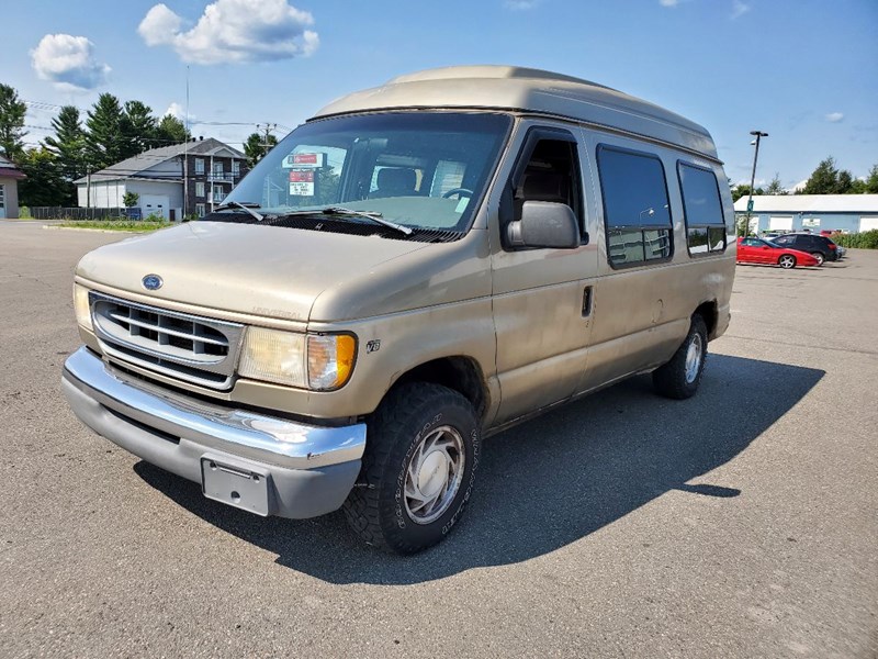 Photo of  1999 Ford Econoline E150 7 Passenger for sale at Kenny St-Sophie in Sainte Sophie, QC