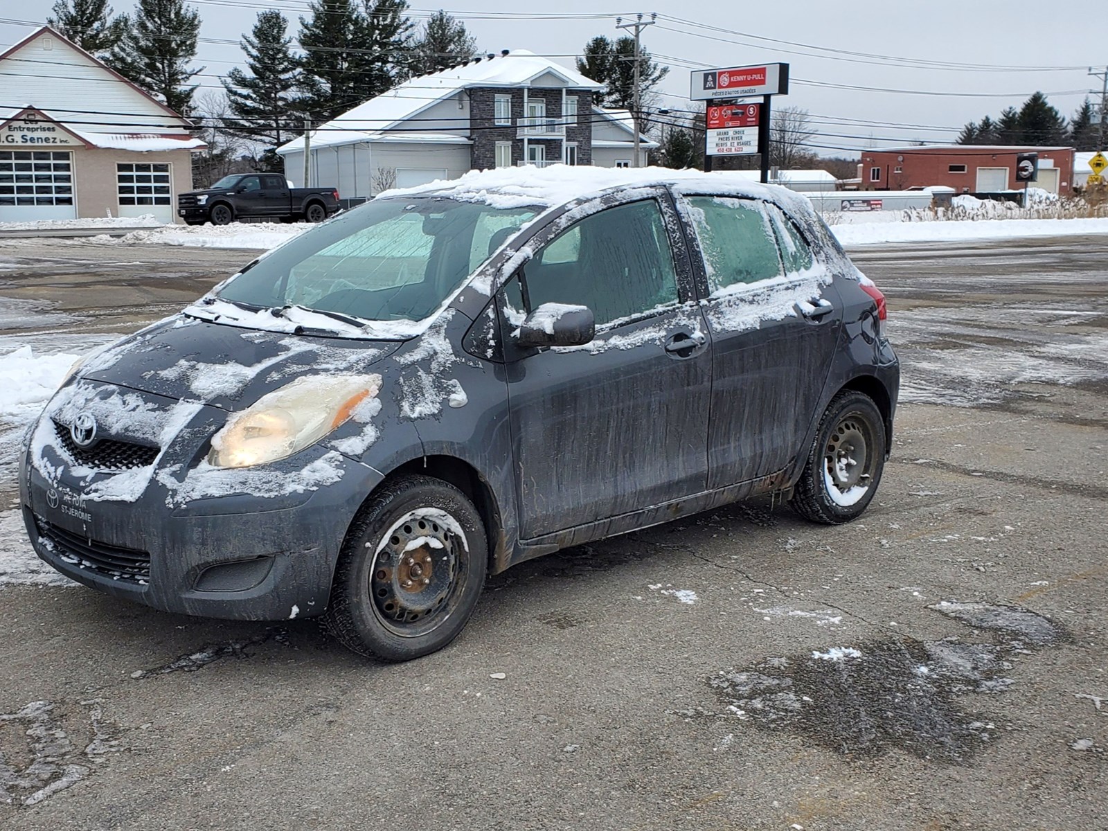 Photo of 2011 Toyota Yaris  Liftback for sale at Kenny St-Sophie in Sainte Sophie, QC