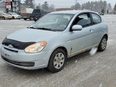 Photo of 2010 Hyundai Accent SE  for sale at Kenny St-Sophie in Sainte Sophie, QC