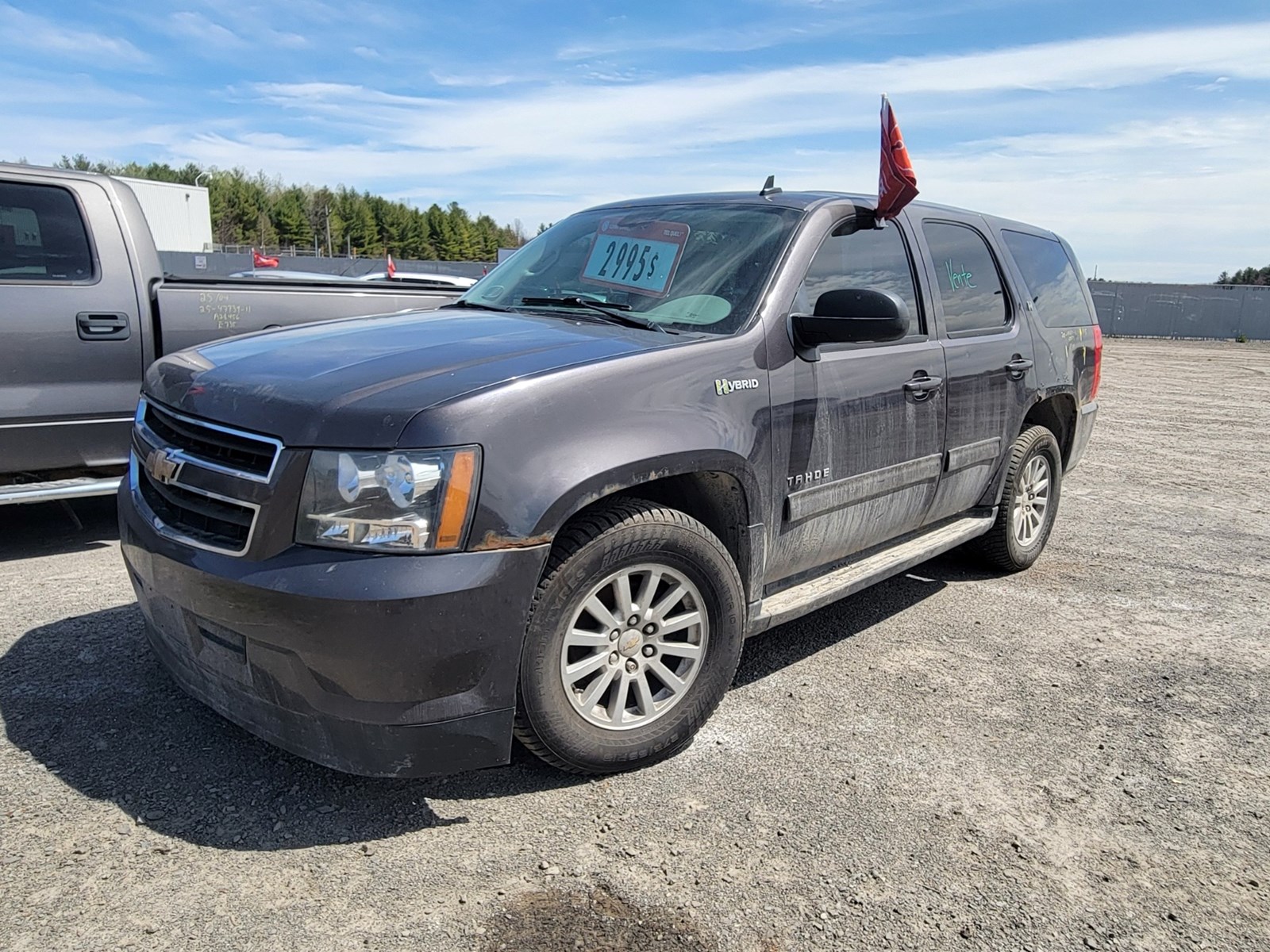 Photo of 2011 Chevrolet Tahoe Hybrid 1HY V8 for sale at Kenny St-Sophie in Sainte Sophie, QC