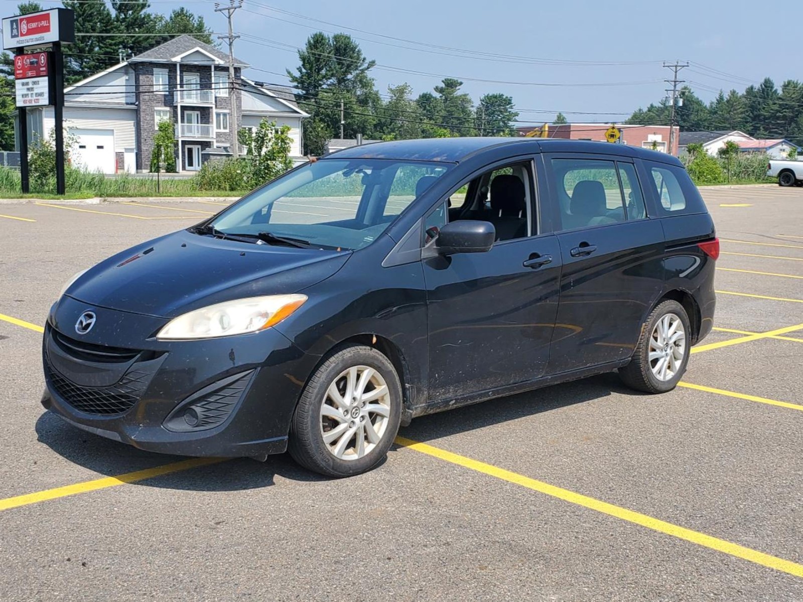 Photo of 2014 Mazda MAZDA5 Touring  for sale at Kenny St-Sophie in Sainte Sophie, QC