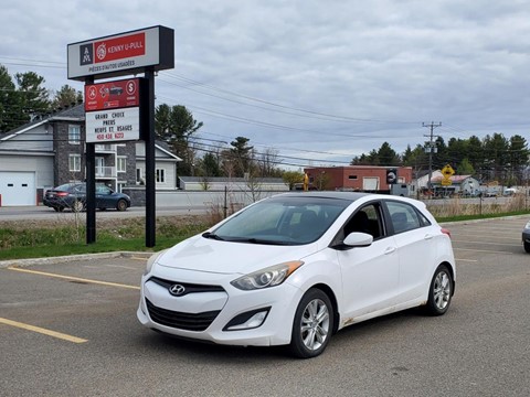 Photo d'une 2014 Hyundai Elantra GT   à vendre chez Kenny St-Sophie à Sainte Sophie, QC