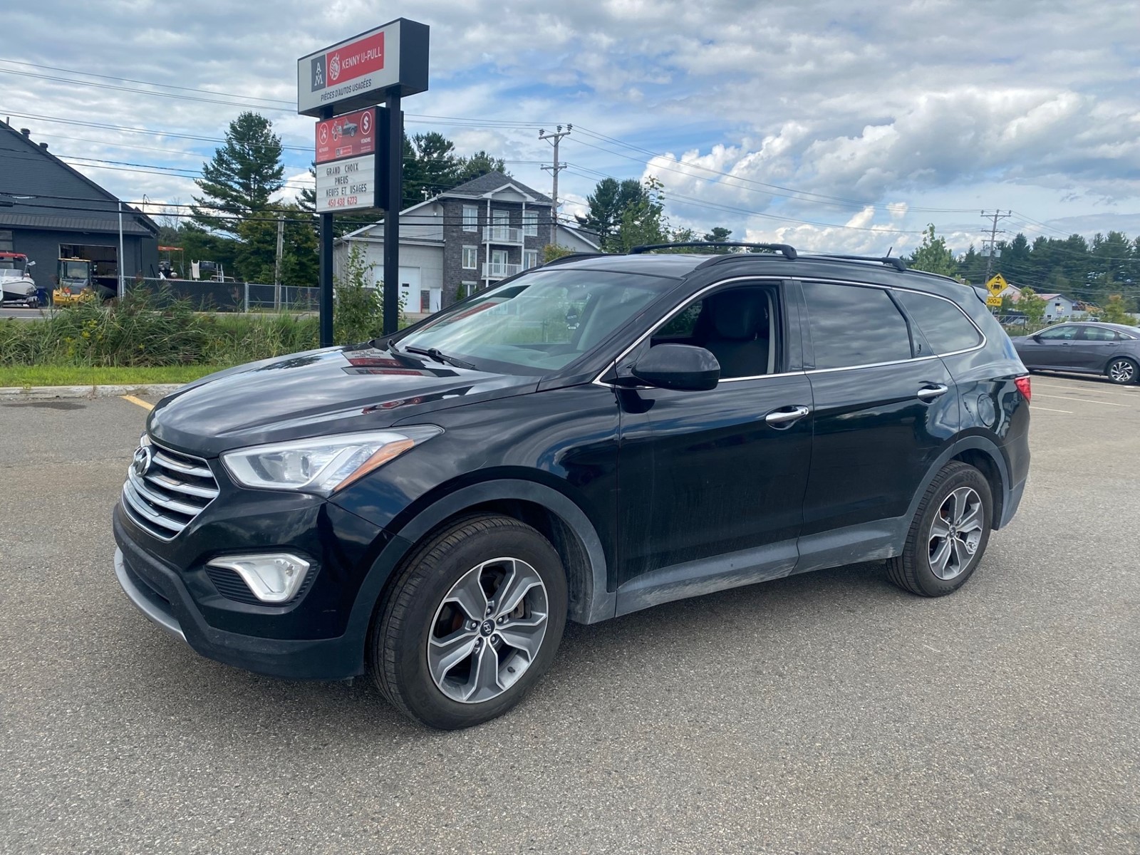 Photo of 2016 Hyundai Santa Fe SE w/Premium Package for sale at Kenny St-Sophie in Sainte Sophie, QC
