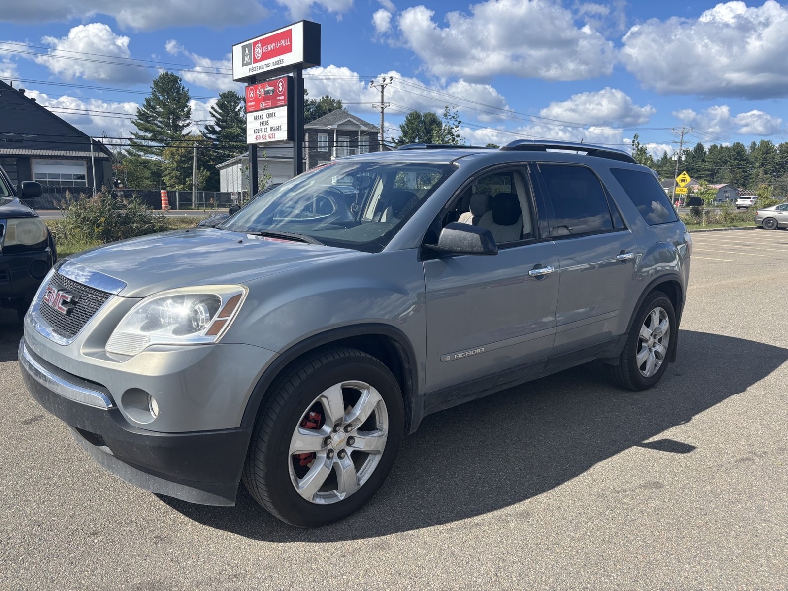 Photo of 2007 GMC Acadia SLE1  for sale at Kenny St-Sophie in Sainte Sophie, QC