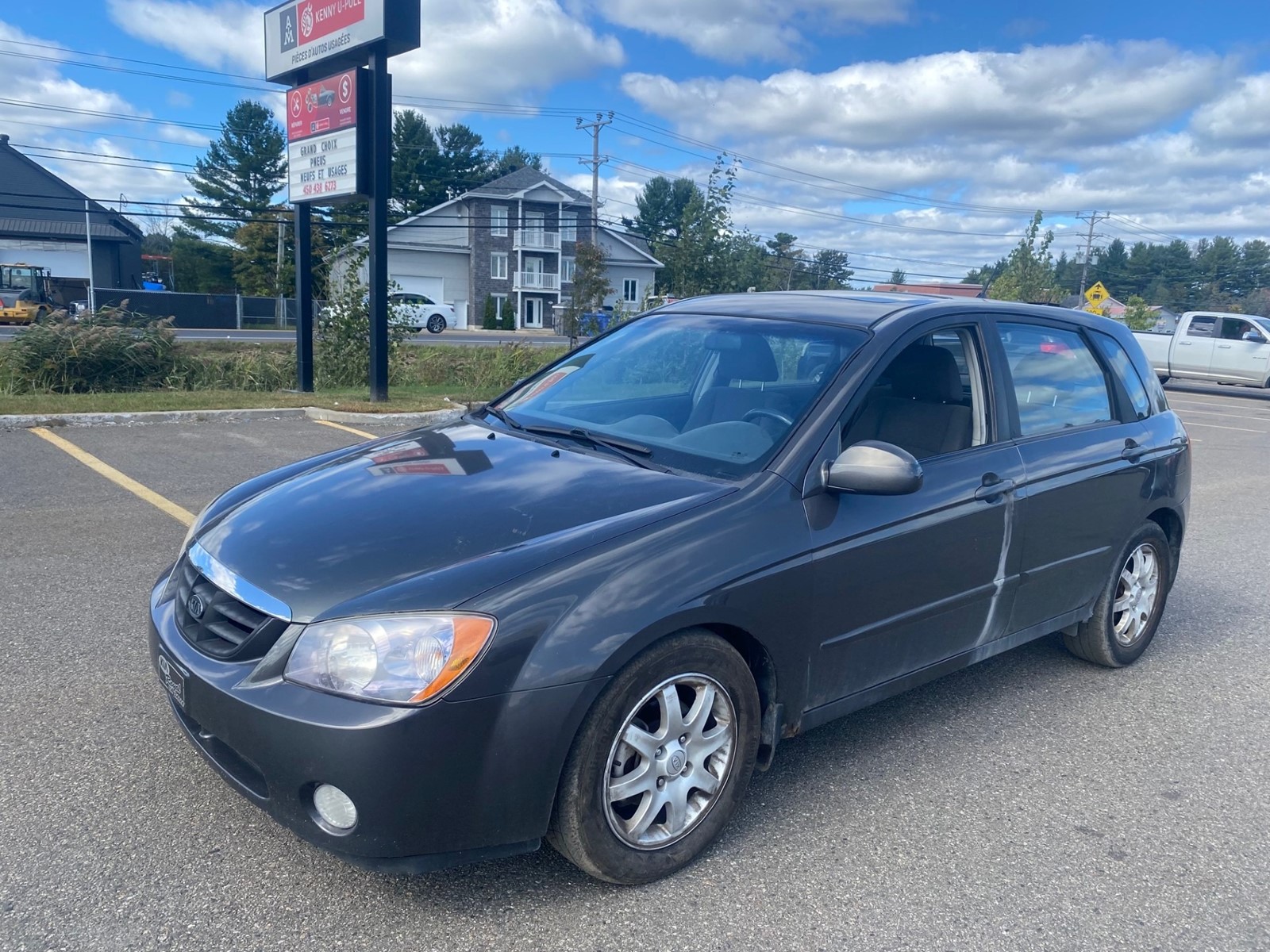 Photo of 2006 KIA Spectra5   for sale at Kenny St-Sophie in Sainte Sophie, QC