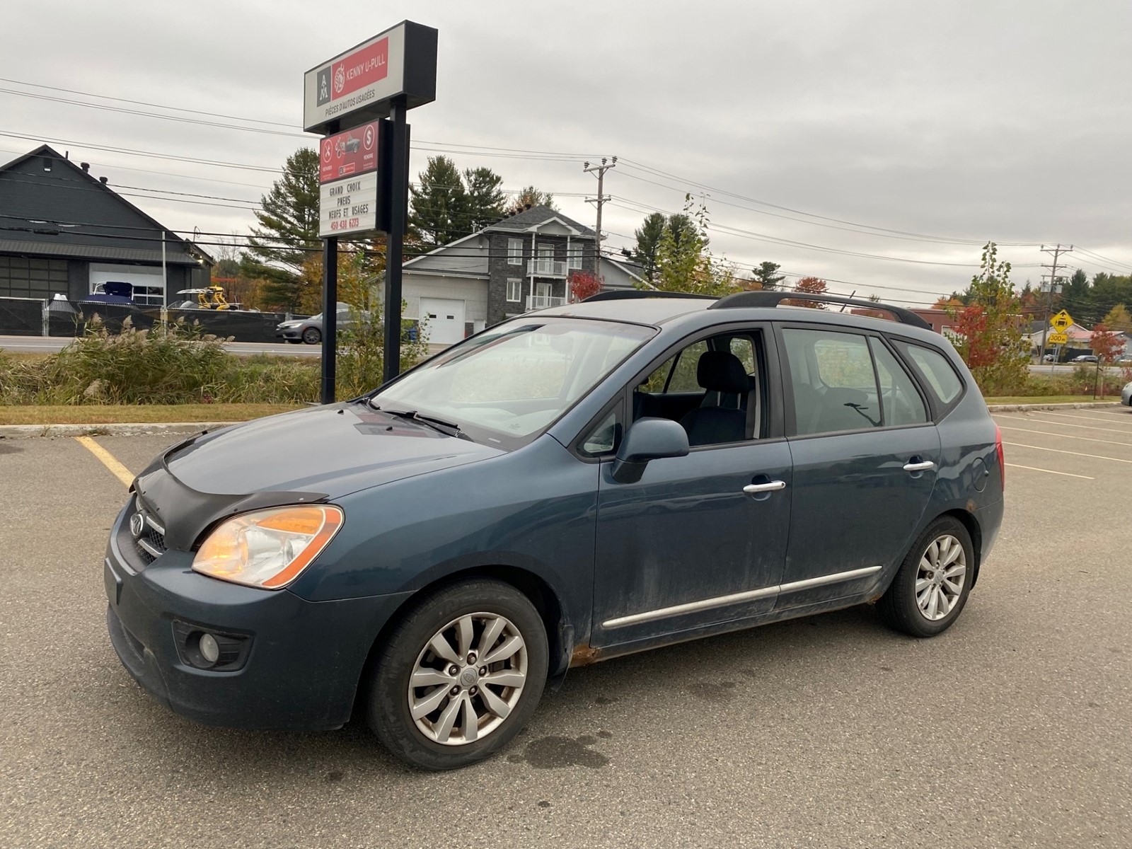 Photo of 2010 KIA Rondo EX  for sale at Kenny St-Sophie in Sainte Sophie, QC