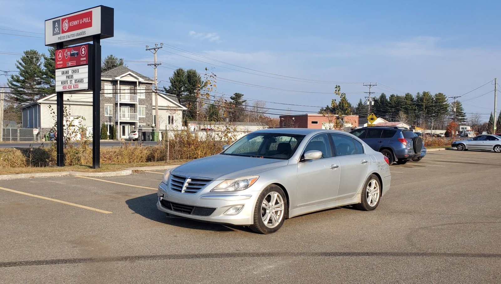 Photo of 2012 Hyundai Genesis 3.8L  for sale at Kenny St-Sophie in Sainte Sophie, QC