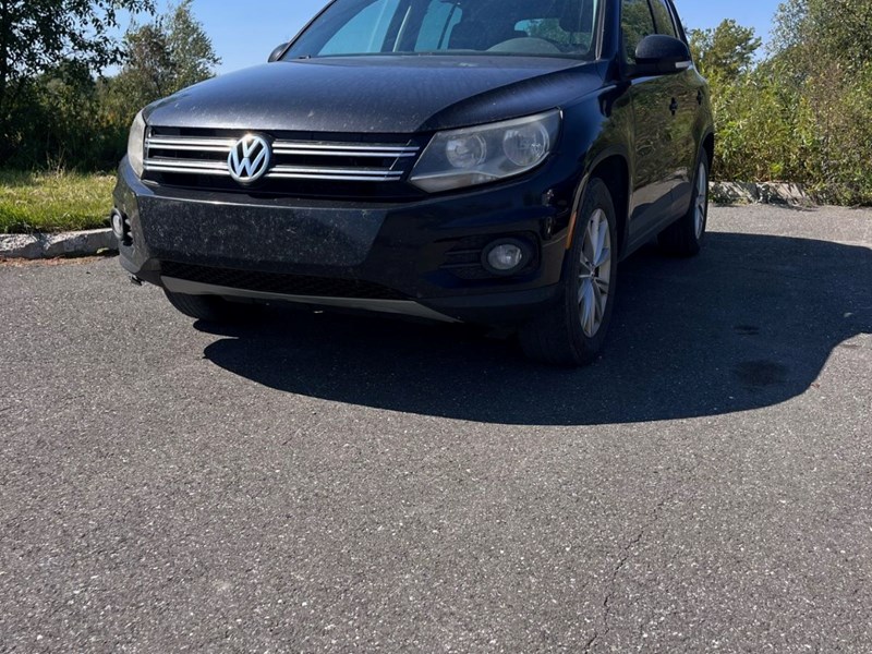 Photo of  2012 Volkswagen Tiguan S 4Motion for sale at Kenny Drummondville in Drummondville, QC