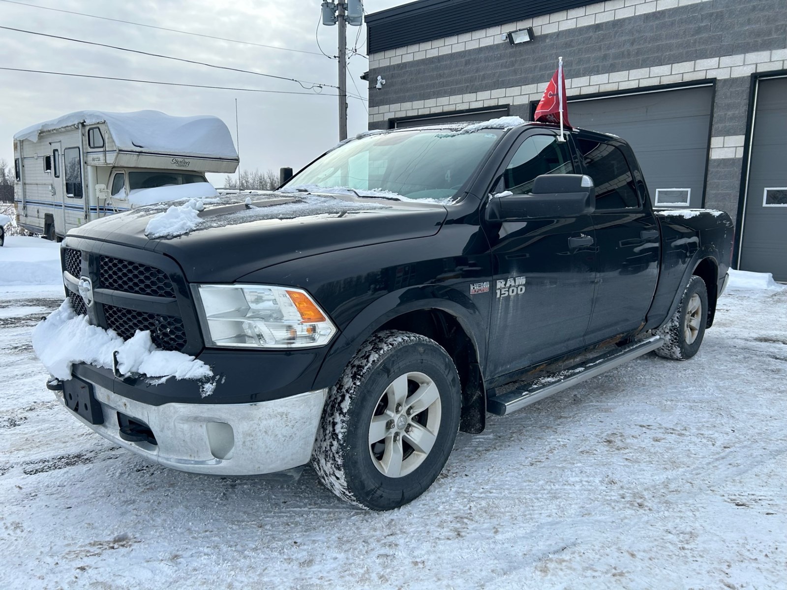 Photo of 2015 RAM 1500 SLT  LWB for sale at Kenny Drummondville in Drummondville, QC