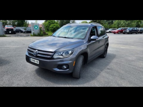 Photo of 2013 Volkswagen Tiguan S  for sale at Kenny Drummondville in Drummondville, QC