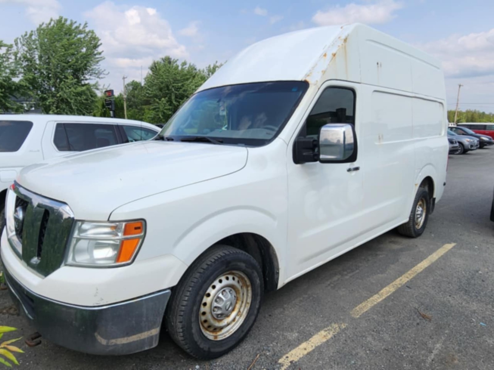 Photo of 2012 Nissan NV Cargo 2500 HD  S V8 High Roof for sale at Kenny Drummondville in Drummondville, QC