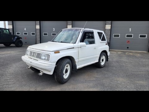 Photo of 1995 Geo Tracker   for sale at Kenny Drummondville in Drummondville, QC