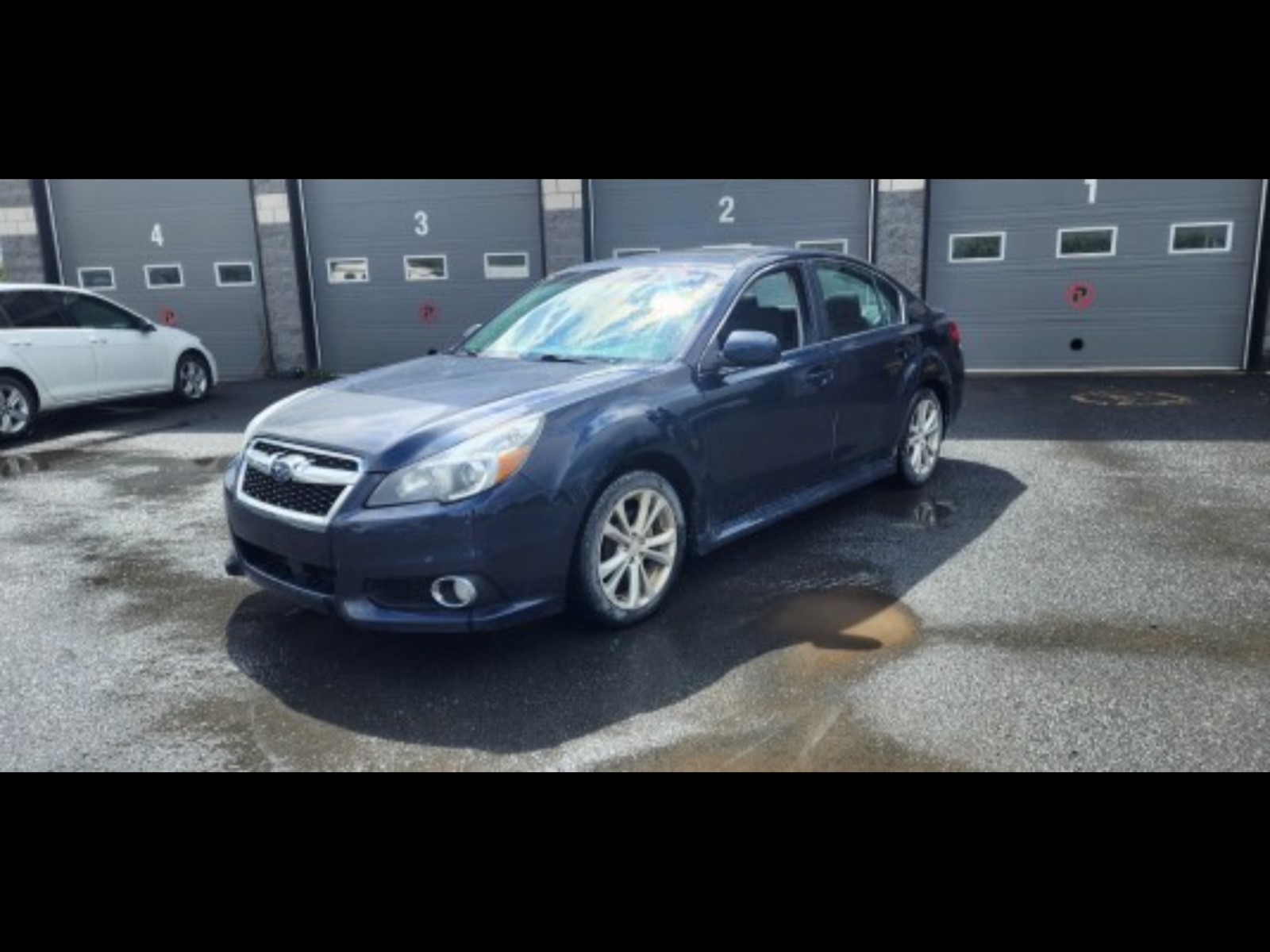 Photo of 2013 Subaru Legacy 2.5i Premium for sale at Kenny Drummondville in Drummondville, QC