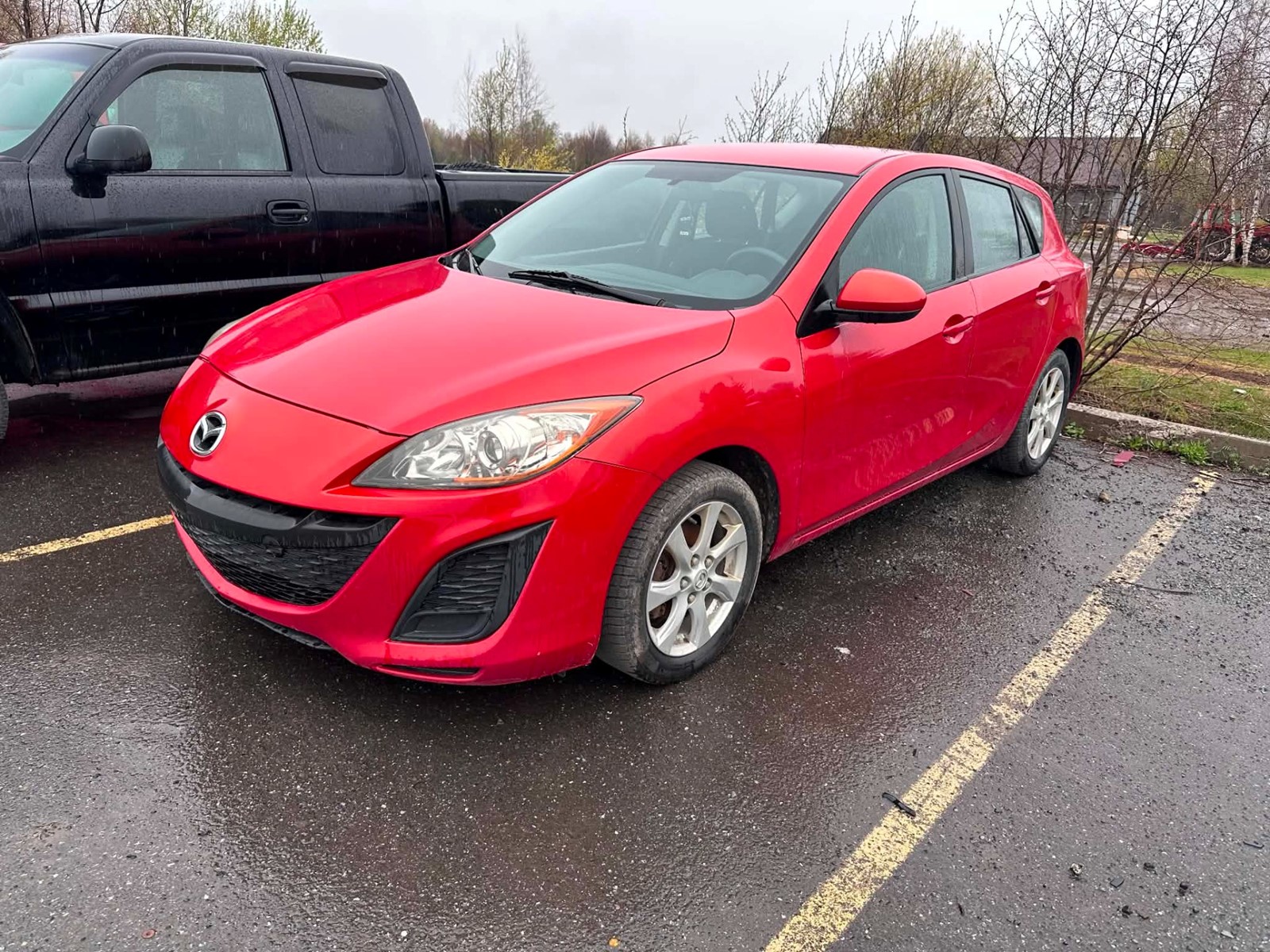 Photo of 2011 Mazda MAZDA3 i Sport for sale at Kenny Drummondville in Drummondville, QC