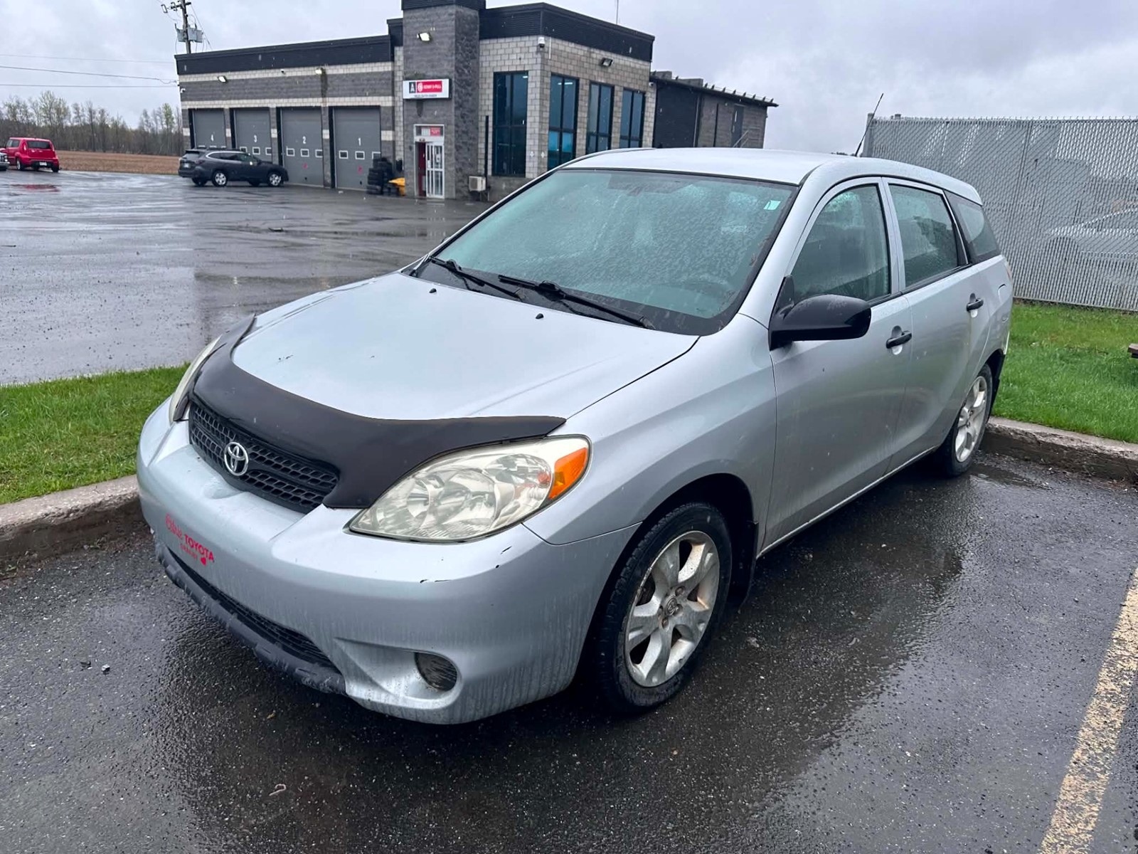 Photo of 2006 Toyota Matrix XR  for sale at Kenny Drummondville in Drummondville, QC
