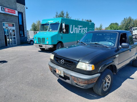 Photo of 2004 Mazda Truck B4000 Dual Sport Cab Plus for sale at Kenny Drummondville in Drummondville, QC