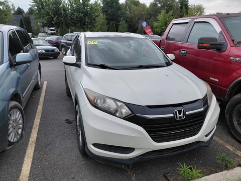 Photo of 2016 Honda HR-V LX 4WD for sale at Kenny Drummondville in Drummondville, QC