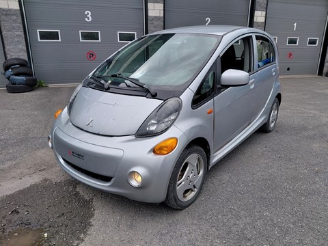 Photo of 2017 Mitsubishi i-MiEV ES  for sale at Kenny Drummondville in Drummondville, QC