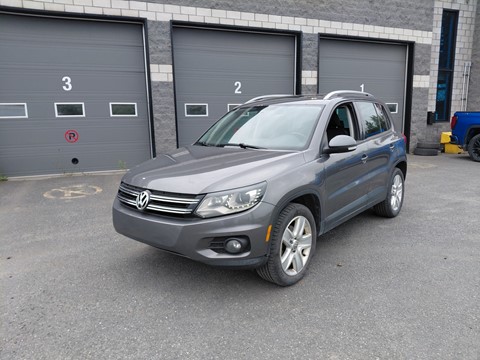 Photo of 2015 Volkswagen Tiguan S  for sale at Kenny Drummondville in Drummondville, QC