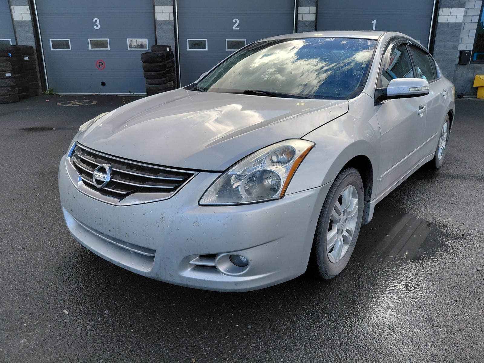 Photo of 2012 Nissan Altima 2.5  for sale at Kenny Drummondville in Drummondville, QC