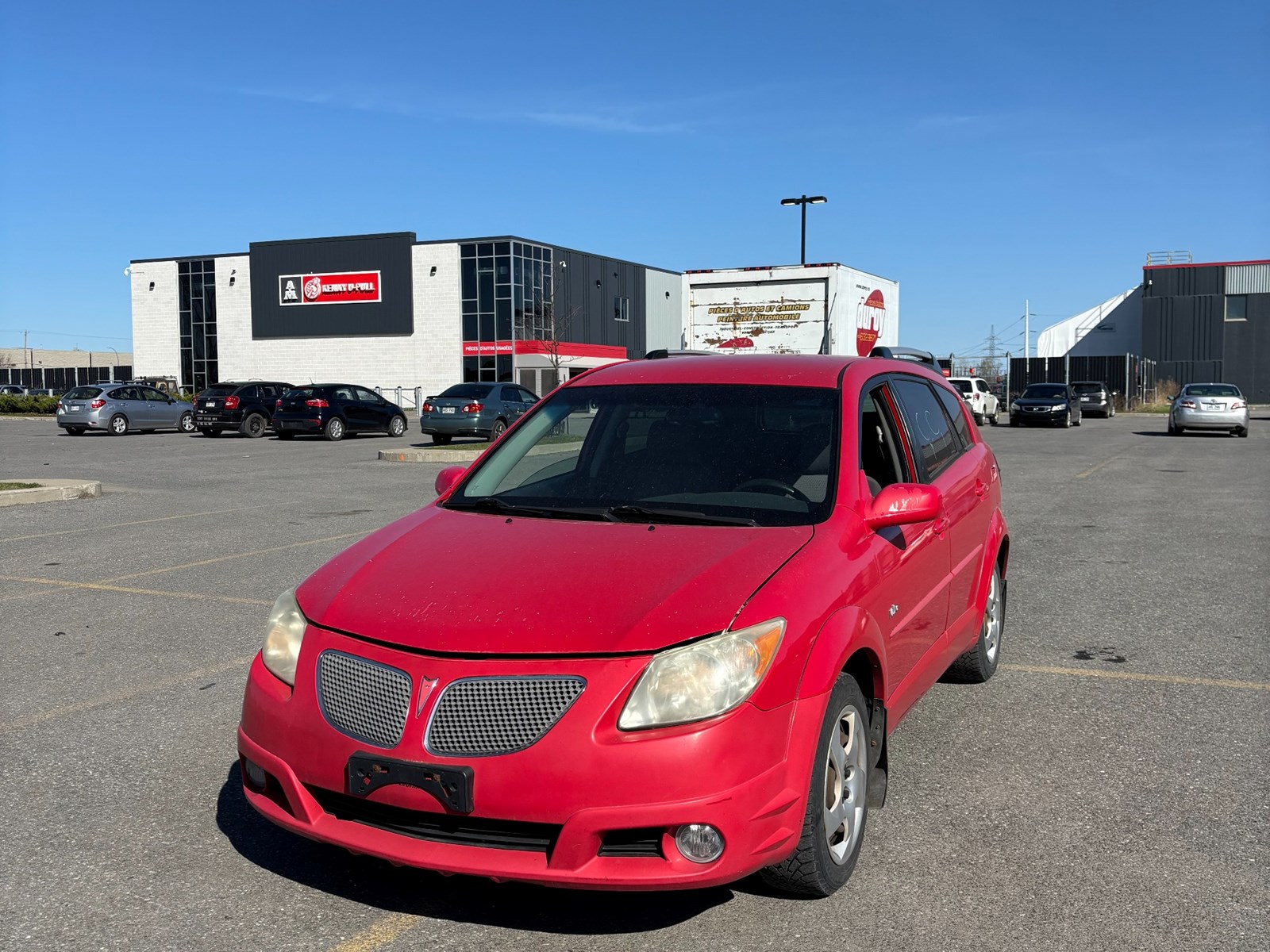 Photo of 2005 Pontiac Vibe   for sale at Kenny La Prairie in La Prairie, QC