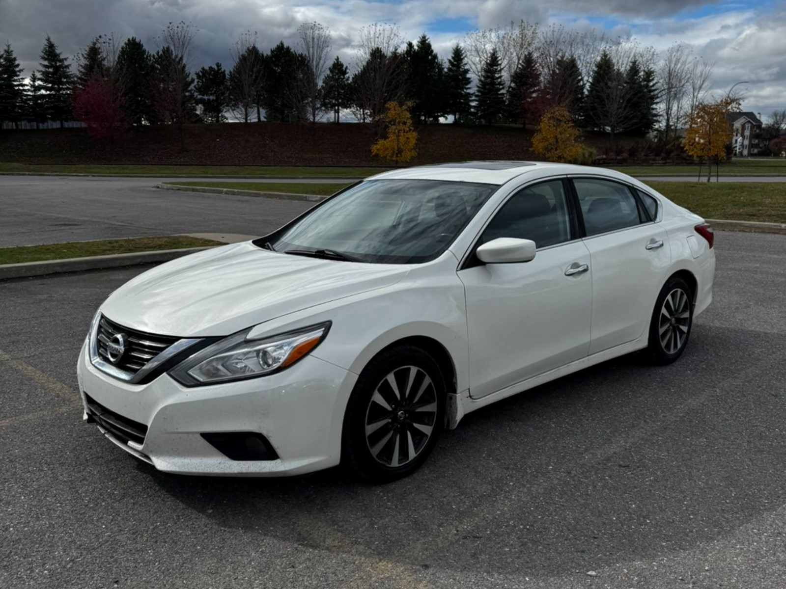 Photo of 2017 Nissan Altima 2.5 SV for sale at Kenny La Prairie in La Prairie, QC