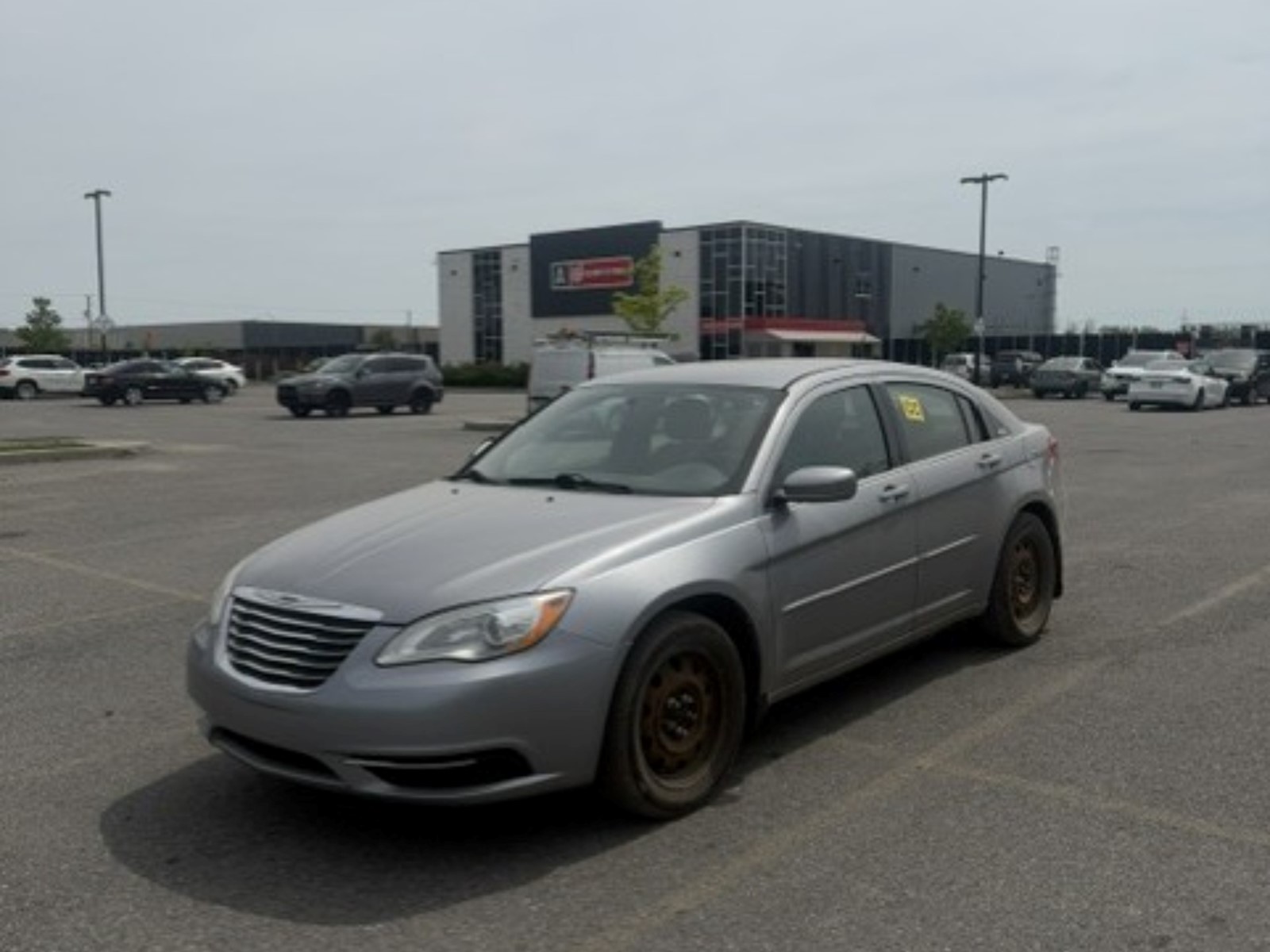 Photo of 2013 Chrysler 200 LX  for sale at Kenny La Prairie in La Prairie, QC