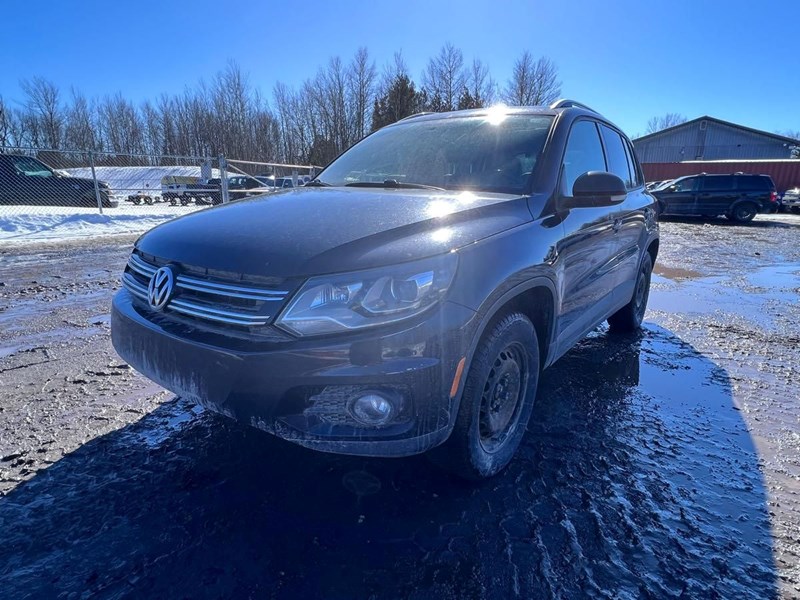 Photo of  2013 Volkswagen Tiguan S  for sale at Kenny Saint-Lazare in Saint-Lazare, QC