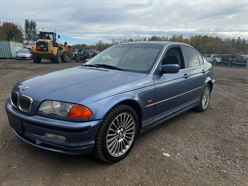 Photo of 2001 BMW 3-Series 330i  for sale at Kenny Saint-Lazare in Saint-Lazare, QC