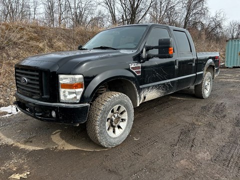 Photo of AsIs 2009 Ford F-250 SD FX4  for sale at Kenny Saint-Lazare in Saint-Lazare, QC