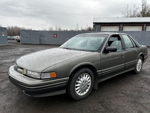 Photo of AsIs 1996 Oldsmobile Cutlass Supreme   for sale at Kenny Saint-Lazare in Saint-Lazare, QC