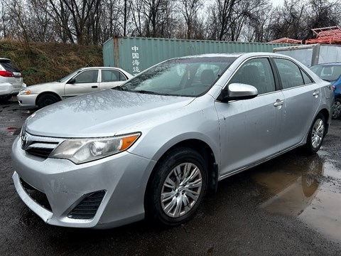 Photo of AsIs 2012 Toyota Camry SE  for sale at Kenny Saint-Lazare in Saint-Lazare, QC