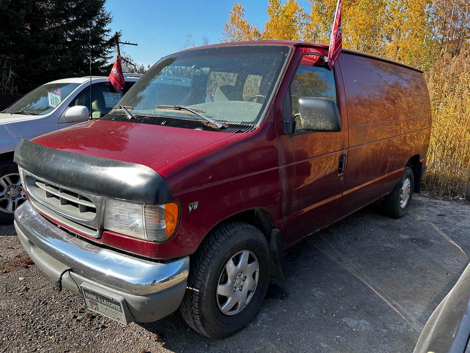 Photo of 2000 Ford Econoline E150  for sale at Kenny Saint-Lazare in Saint-Lazare, QC