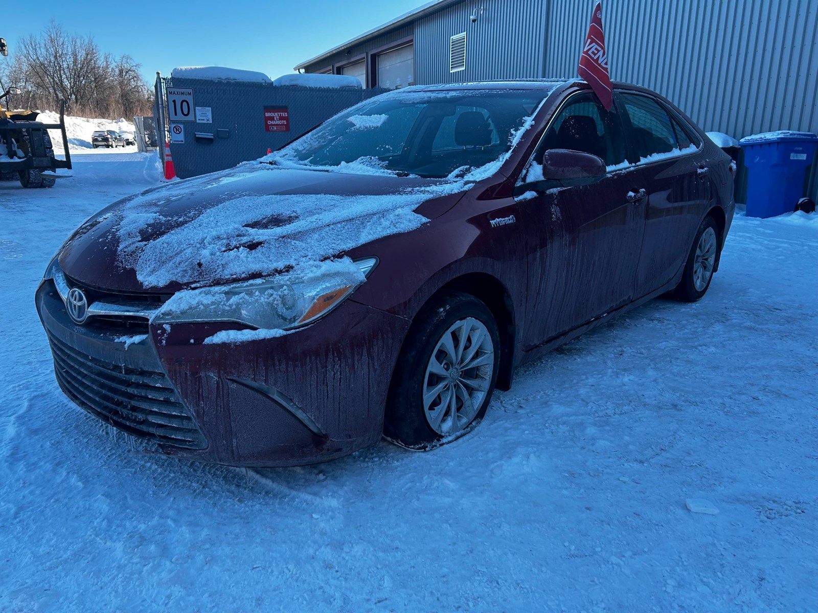 Photo of 2015 Toyota Camry Hybrid LE  for sale at Kenny Saint-Lazare in Saint-Lazare, QC